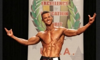 Michael-Schneider-Fitness-Model-INBA-Champion-posing-2